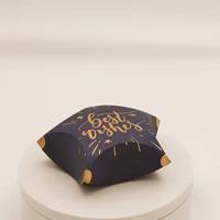 Boîte d'emballage de chocolat en forme d'étoile de haute qualité Offre Spéciale Matériau en carton de conception innovante Gaufrage Revêtement UV pour le sucre