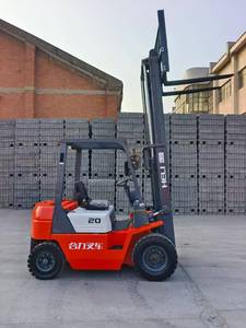 מלגזה דיזל 2 טון מדגם K20 של חברת HELI הסינית, עם הזזה צידית. - Product Image 1