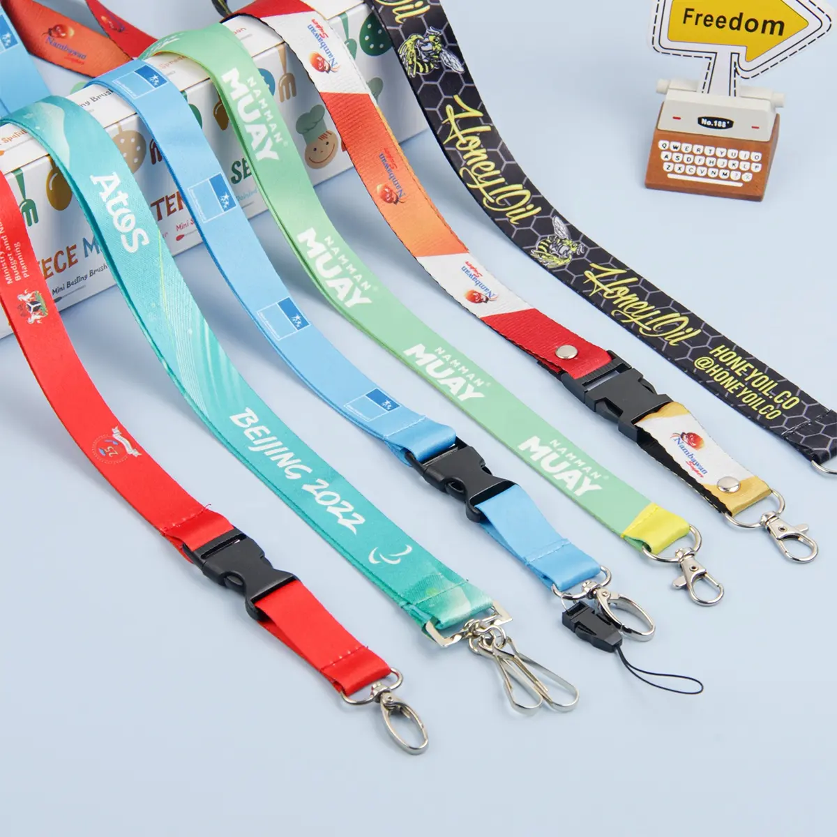Polyester Lanyard Sublimation Printed Eco-friendly Breakaway Polyester Keychain Nylon Lanyard Satin Neck Woven Lanyards With ID Card Badge Holder