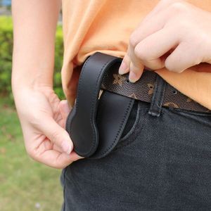 กระเป๋าคาดเอวหนังวินเทจ ใส่เหรียญ มีซิป - Product Image 5