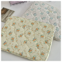 Penyimpanan Tablet Poliester Portabel dengan Pola Sederhana yang Lucu, Bordir Kelinci-11/13/15 Inci Penyimpanan Notebook