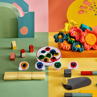 Fabrieksdirecte verkoop Halal op maat gemaakte 5D knapperige fruit-gearomatiseerde nieuwe, populaire zoete mini-oogbolletjes gummies OEM fles