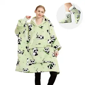 Hot Sell Wholesale 2pcs Oversized Flannel Sherpa Wearable Plush Sweatshirt Hooded Hoodie Blanket With Non Slip Socks