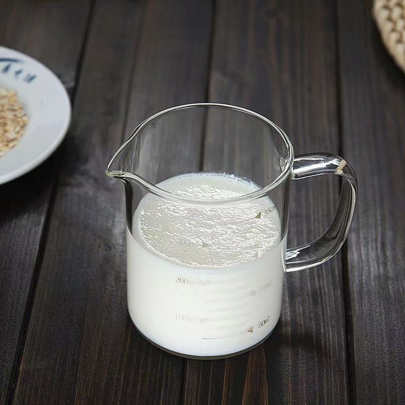 custom high borosilicate glass measure cup with Easy to Grab Handle measuring cups glass borosilicate