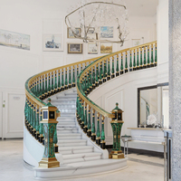 Rail d'escalier en aluminium de luxe Balustre élégant Balustrade Main courante Post Multi-Style Jade Ornement Design classique pour balcon