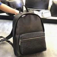 Luxuriöser Handgewebter Echtleder-Rucksack für Herren Geflochtene Kalbsleder-Geschäftstasche Laptop-Tasche Exklusive Reisetasche mit Individuellem Logo