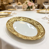 Plateau de fruits de mer de luxe en céramique avec motif floral en relief de fleur de lotus, bord doré électrolytique, compatible lave-vaisselle