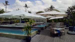 Sombrilla Semiautomática de Lujo de 7m de Diámetro para <span class=keywords><strong>Patio</strong></span>, Gran Parasol de Jardín para Exteriores, Sombrillas de <span class=keywords><strong>Patio</strong></span> en Venta - Product Image 2