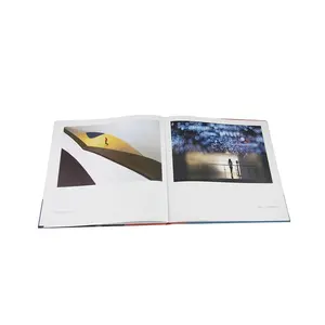 Livro de capa dura UV de tamanho diferente personalizado para impressão de livro de capa dura premium