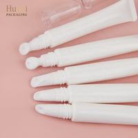 Emballage personnalisé de tubes en plastique blanc vides de 3 ml et 5 ml, tubes à presser pour crème pour les yeux, huile à lèvres, gloss, avec applicateur en métal et en céramique