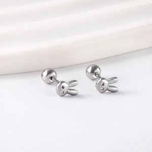 Boucles d'oreilles lapin mignonnes en acier inoxydable, design de dessin animé animal, bijoux cadeau pour filles - Product Image 3