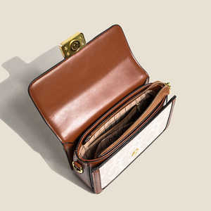 Sac messager en PU imprimé de haute qualité pour femmes. Design carré compact, adapté à diverses utilisations.598 - Product Image 2