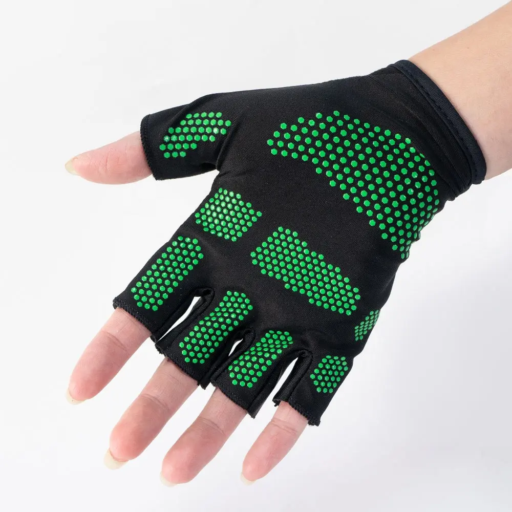 Best Price Non-slip Elastic Sweat Protection Gaming Gloves Factory Fingerless Palm Grip Ps4 Ps5 Consol Gloves for Sweaty Gamer