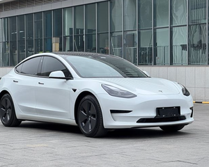 <span class=keywords><strong>รถ</strong></span>ยนต์ไฟฟ้า Tesla Model 3 Sedan ปี 2022 มือสอง พร้อมแบตเตอรี่ลิเธียม เกียร์อัตโนมัติ พวงมาลัยซ้าย เครื่องยนต์เทอร์โบ ยาง R17 - Product Image 1