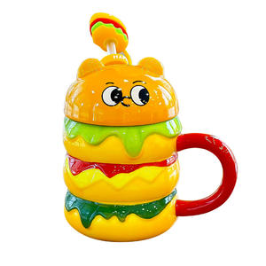 Mug en céramique créatif grande capacité Ours Hamburger – Cadeau personnalisé amusant pour les fêtes, idéal pour le lait - Product Image 5