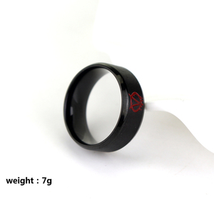 Nuovo Design 8MM <span class=keywords><strong>V</strong></span> per anelli di movimento <span class=keywords><strong>Vendetta</strong></span> per uomo anello in acciaio inossidabile placcato nero <span class=keywords><strong>V</strong></span> Symbol Rings - Product Image 4