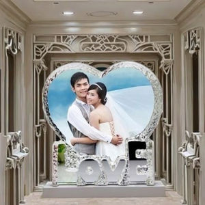 هدايا زفاف أكريليك كريستال على شكل حب مع صورة منقوشة لأغراض تجارية وترويجية - Product Image 2