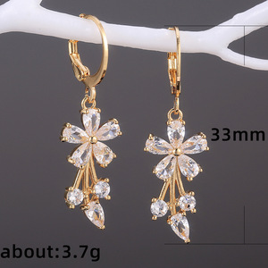 Pendientes de Cobre con Circonita Cúbica Floral para Mujer, Joyería Elegante para Oficina y Moda - Product Image 5