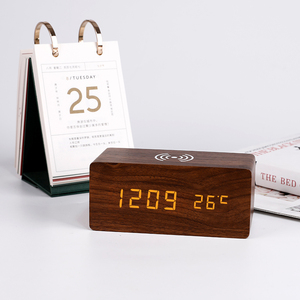 Nuevo Reloj Despertador Digital de Madera para Niños, Producto Más Vendido, Cargador Inalámbrico LED Qi para <span class=keywords><strong>Teléfono</strong></span> Móvil - Product Image 3