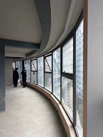 Personnalisation des fenêtres en verre incurvées en aluminium pour balcon baie et Bow Window
