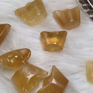 <span class=keywords><strong>Simbolo</strong></span> di denaro <span class=keywords><strong>cinese</strong></span> per decorazione e regalo calcite intagli in lingotti di quarzo giallo di cristallo curativo intero prezzo di vendita - Product Image 2