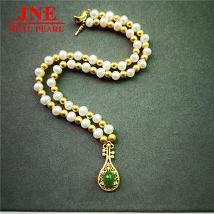 Regalo per la Festa della Mamma: Collana di Perle d'Acqua Dolce Naturali con Diaspro Naturale, Lavorazione Artigianale in Oro Antico e Argento Sterling - Product Image 1