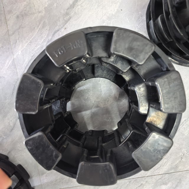 1PC Steel Coupling Fits NOR-MEX Coupler Element NM194 Universal Structure 20mm Bore Diameter 300 Nm Rated Torque 5000 RPM