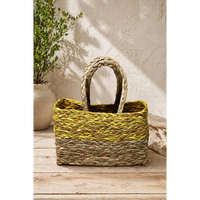 Panier rectangulaire en herbe tressé à la main avec bordure festive et poignée (Jaune) – Rangement écologique et élégant d'Orissa