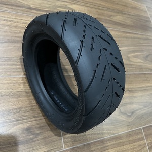 Vente en gros 90/65-6.5 <span class=keywords><strong>Pneu</strong></span> de <span class=keywords><strong>scooter</strong></span> 90x65-6.5 <span class=keywords><strong>Pneu</strong></span> de vélo électrique OEM/ODM disponible pour scooters électriques - Product Image 1