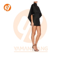 Robe de soirée élégante noire personnalisée à manches cape, col montant, dos ouvert, superposition, pour femme, idéale pour cocktail et événements formels