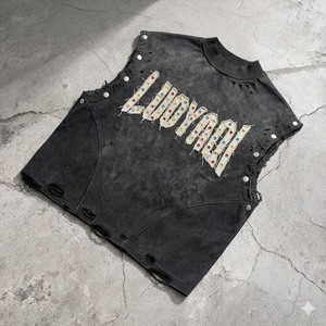 Camiseta sin mangas de verano personalizada 100% algodón, con efecto rasgado, bordado y pedrería, estilo vintage, lavado ácido y remaches - Product Image 1