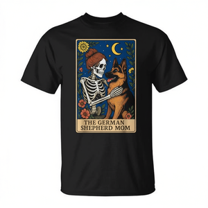 Camiseta con diseño de la carta del Tarot de la Madre Pastor Alemán - Product Image 2