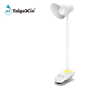 <span class=keywords><strong>Lampe</strong></span> de Bureau à <span class=keywords><strong>pince</strong></span> Clip sur <span class=keywords><strong>Liseuse</strong></span> 3800-4100K Température De Couleur Réglable Avec Cordon USB Inclus - Product Image 1