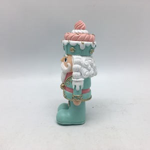 Arredamento di natale in Polyresin-<span class=keywords><strong>il</strong></span> soldato <span class=keywords><strong>schiaccianoci</strong></span> - Product Image 4