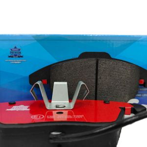 Plaquettes de frein arrière semi-métalliques à faible teneur en métal, prix de gros, pour Ford Mustang <span class=keywords><strong>Shelby</strong></span> <span class=keywords><strong>GT500</strong></span> Mach E Tesla <span class=keywords><strong>Dodge</strong></span> AUDI VW - Product Image 5