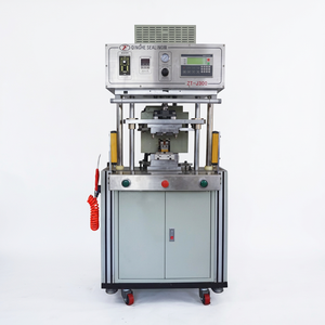 Máquina de Inyección de Baja Presión de Nuevo Diseño para Plástico Blando, Hecha en China - Product Image 1