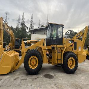 Chargeuse sur pneus CAT 950GC d'occasion 2023, robuste, avec une charge utile de 5 tonnes, pour des opérations flexibles - Product Image 6