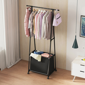 Perchero Triangular Metálico Verificado para Niños con Cesto para Ropa Sucia - Precio Mayorista - Product Image 5