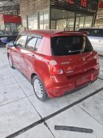 Voiture d'occasion Suzuki Swift, voiture d'occasion conduite à gauche, voitures d'occasion avec personnalisation intérieure