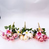Bouquet de roses et de lys artificiels en promotion pour cimetière, commémoration, funérailles, mariage et décoration de table à domicile