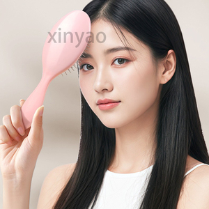<span class=keywords><strong>Brosse</strong></span> à <span class=keywords><strong>cheveux</strong></span> avec logo personnalisé avec poils souples et flexibles pour tous les types de <span class=keywords><strong>cheveux</strong></span> pour femmes et hommes <span class=keywords><strong>cheveux</strong></span> humides secs <span class=keywords><strong>bouclés</strong></span> ou raides - Product Image 6