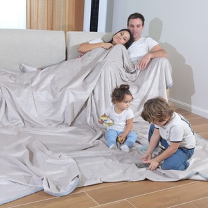 Couverture tricotée florale extra large personnalisée 100% polyester pour toute la <span class=keywords><strong>famille</strong></span> Style occidental surdimensionné pour chambre à coucher - Product Image 4