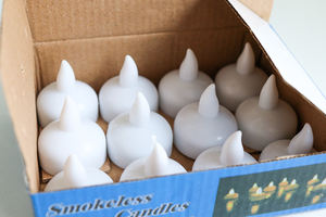 Plastiques électroniques de bougies flottantes blanches ou jaunes sans flamme de LED avec des bougies modernes de contrôle - Product Image 2