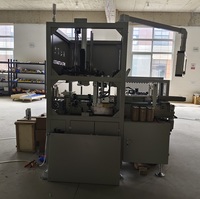 Machine à sceller les boîtes en carton avec ruban adhésif Imprimante de date Joint de bande d'étain en plastique pour pommes de terre semi-frites Ligne de carton alimentaire Options de sac en aluminium