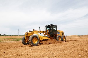 Niveleuse de chantier de haute qualité 915F 150 CV avec ripper - Product Image 2