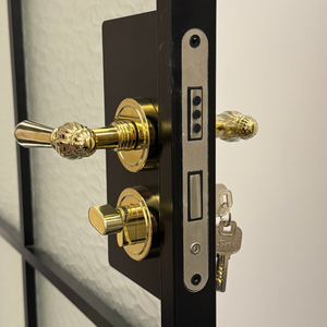 Porte d'entrée intérieure en fer forgé de style rétro, couleur blanc et noir, avec des arches en verre françaises - Product Image 3