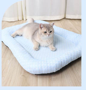 Tapis pour chien portable toutes saisons Lit pliable écologique pour animaux de compagnie pour le camping en plein air - Product Image 3