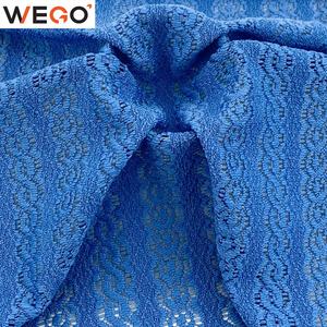 قماش جاكار مجعد بنسيج فقاعي لتصنيع الفساتين والملابس النسائية، دانتيل مخرم من البوليستر والسباندكس المرن - Product Image 2