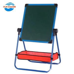 لوح رسم بلاستيكي قابل للطي ذو وجهين بتصميم مبتكر للبيع بالجملة من المصنع - Product Image 3