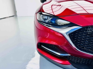 <span class=keywords><strong>Mazda</strong></span> CX-4 2023 d'occasion à faible kilométrage, 2.0L Turbo Automatique, Conduite à Gauche, Écran Tactile, Roues R17, Aide au Stationnement, SUV Compact Confortable, Expédition Rapide - Product Image 5